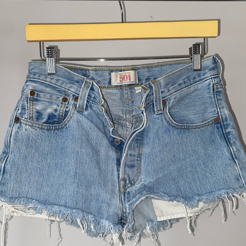 Levi’s 501 Jean cut off shorts